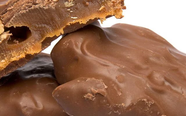 Milk Chocolate Almond Clusters